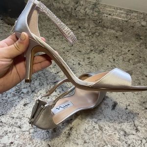 Nina Volanda Silver Heels